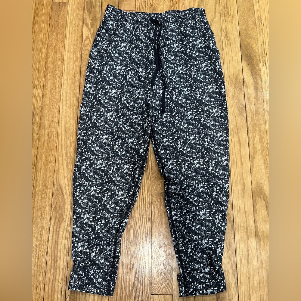 Lululemon joggers